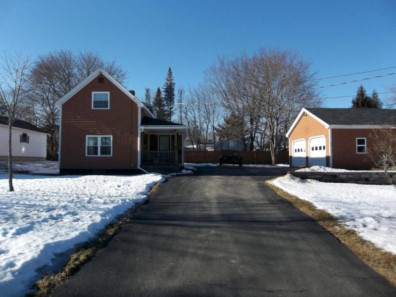 49 Franklin St, Calais, ME 04619 - photo 1