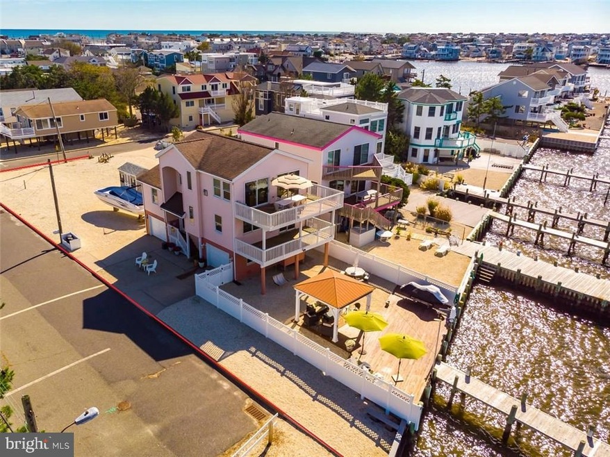 302 W 22nd St, Ship Bottom, NJ 08008 - photo 1