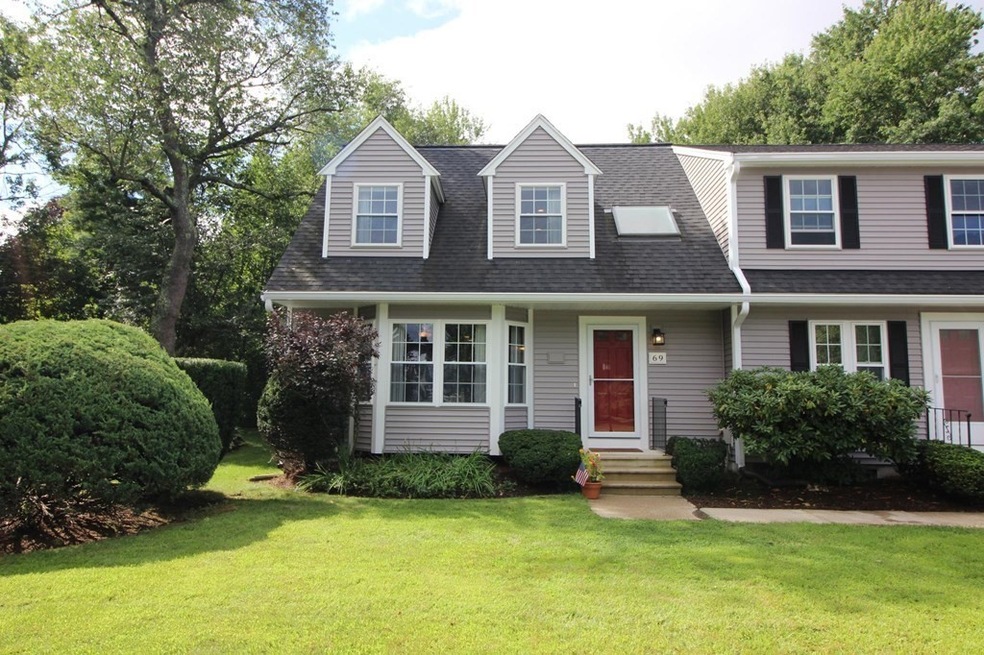 69 Key St unit 69, Millis, MA 02054 - photo 1