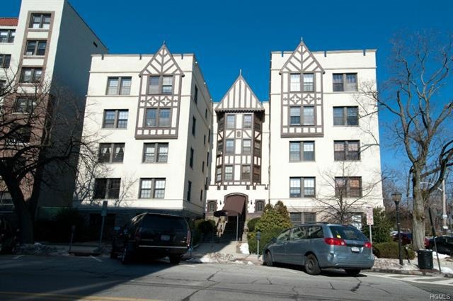 26 Pondfield Rd W unit 3D, Bronxville, NY 10708 - photo 1