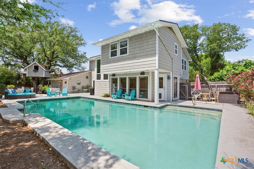 For Sale $499,900 • Co-Listing Agent