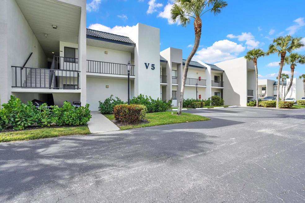 1605 S US Highway 1 unit 202V5, Jupiter, FL 33477 - photo 1