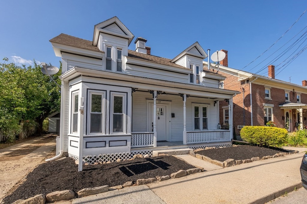 22 County St, Blackstone, MA 01504 - photo 1