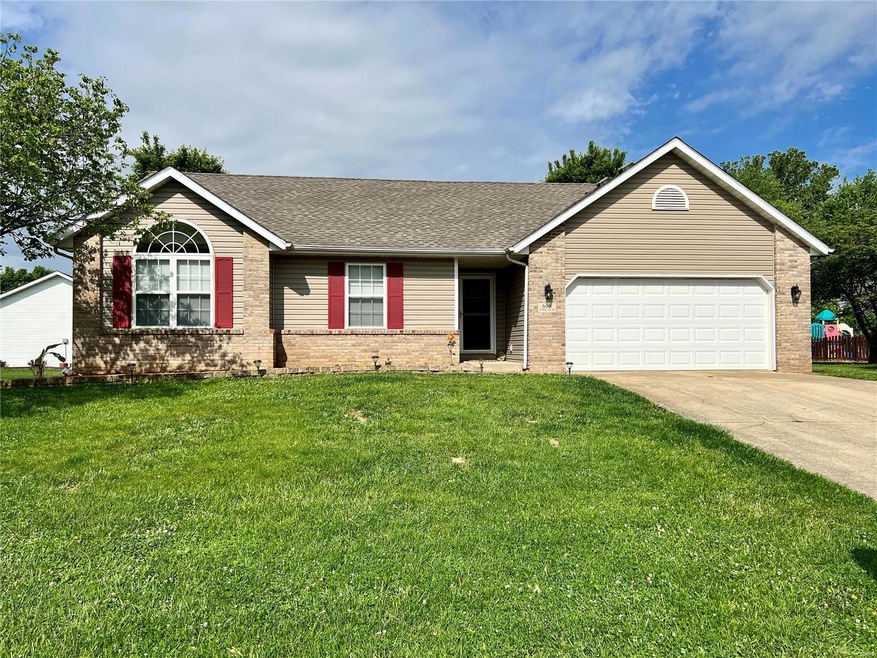 600 Copper Line Rd, Maryville, IL 62062 - photo 1