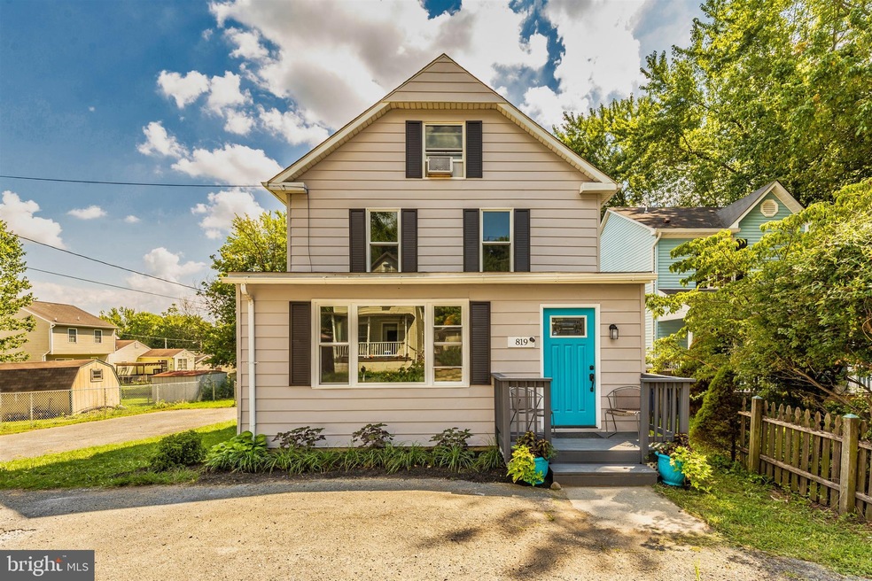 819 Tritapoe Dr, Knoxville, MD 21758 - photo 1