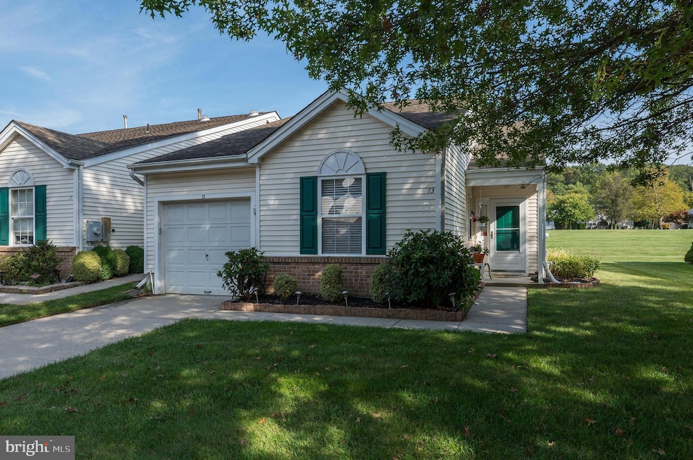 13 Peppergrass Dr N, Mount Laurel, NJ 08054 - photo 1