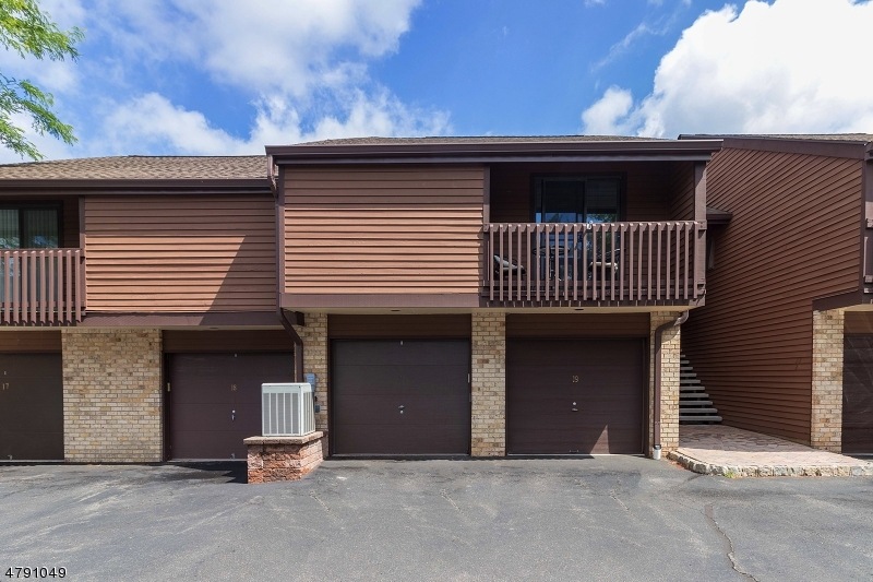 19 Summit Ct, Annandale, NJ 08801 - photo 1