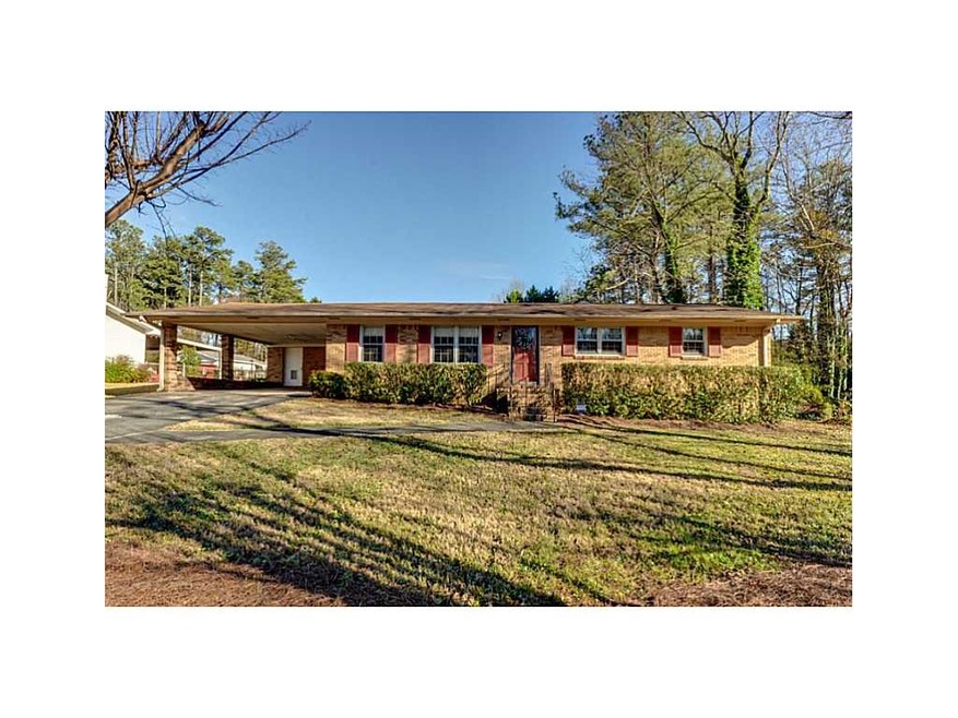 3166 Vandiver Dr, Marietta, GA 30066 - photo 1