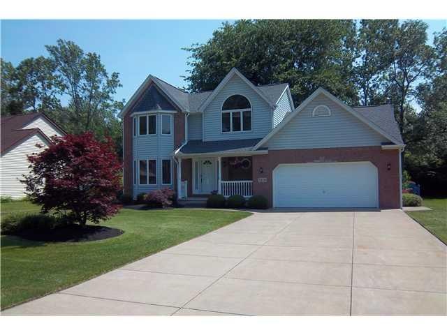 3208 Rachelle Dr, North Tonawanda, NY 14120 - photo 1