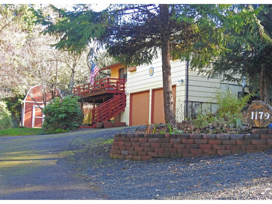 1179 Arcadia Dr, Roseburg, OR 97471 - photo 1