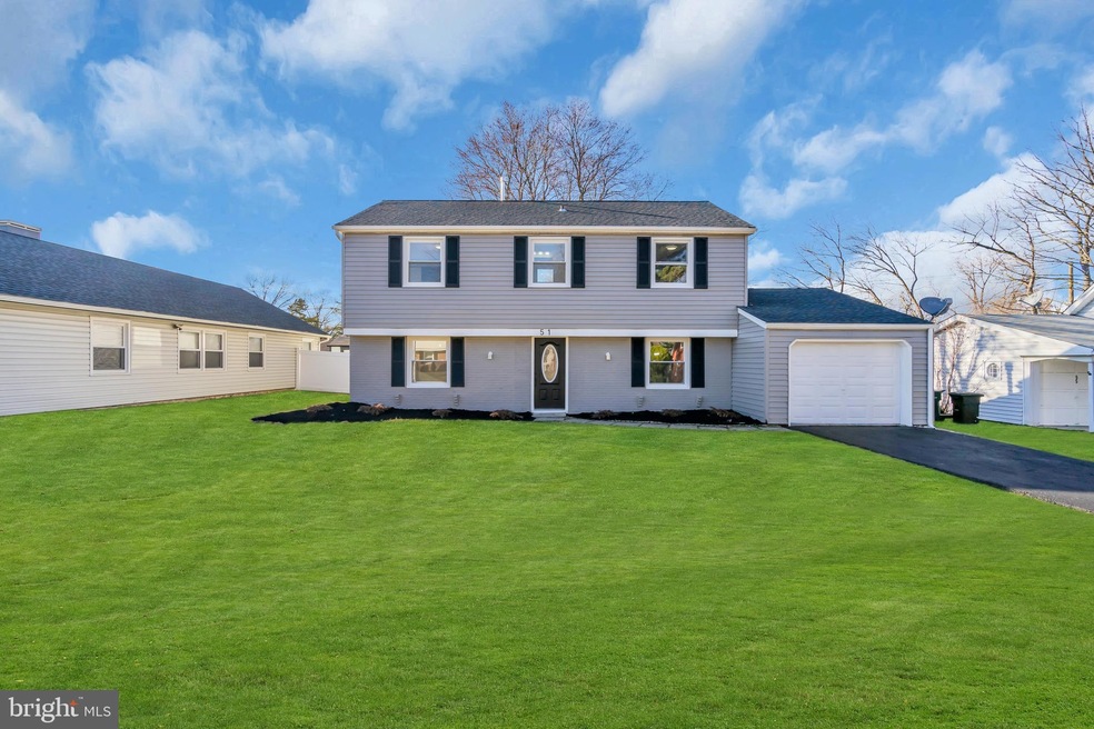 51 Pebble Ln, Willingboro, NJ 08046 - photo 1