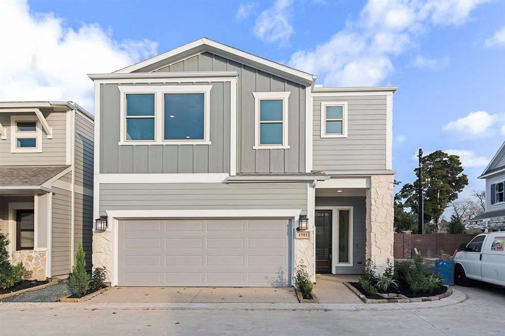 1502 Acevedo Ln, Houston, TX 77055 - photo 1