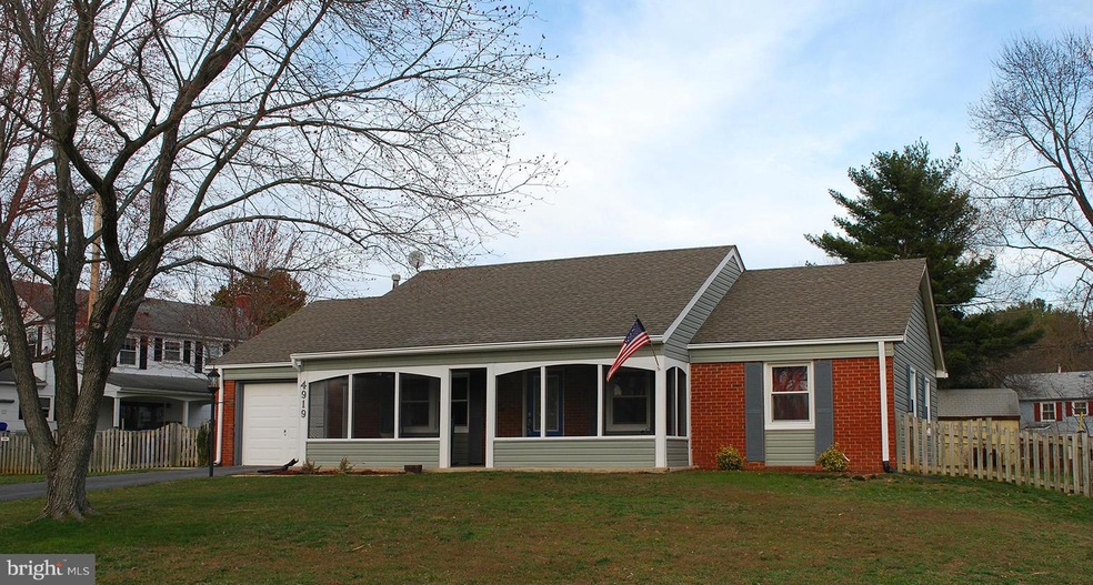 4919 Rockingham Ln, Bowie, MD 20715 - photo 1