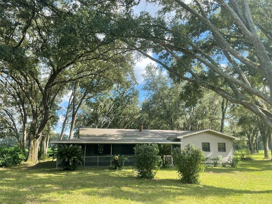 18200 NW 27th St, Morriston, FL 32668 - photo 1