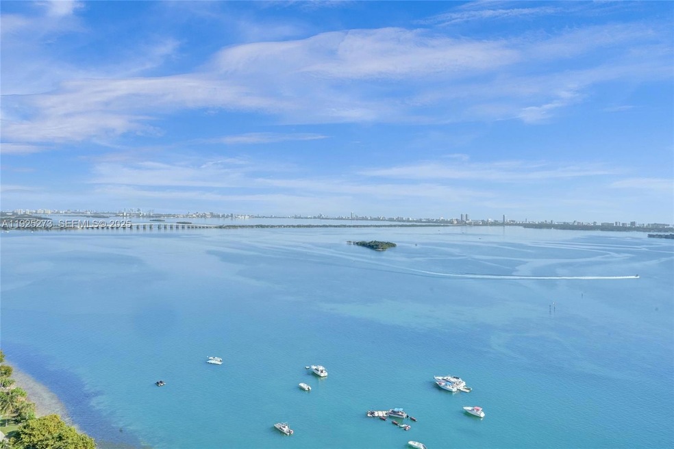 The Grand unit A-1650, Miami, FL 33132 - photo 1