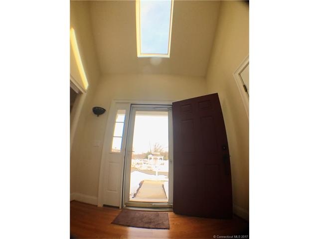 13 Streamside Ln unit 13, Berlin, CT 06037 - photo 1