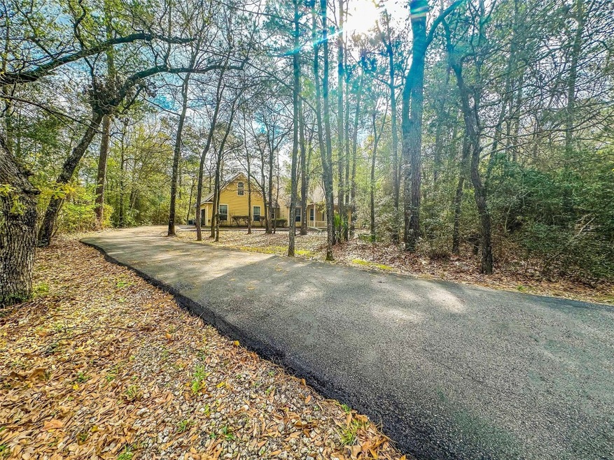 11887 White Oak Pass, Conroe, TX 77385 - photo 1