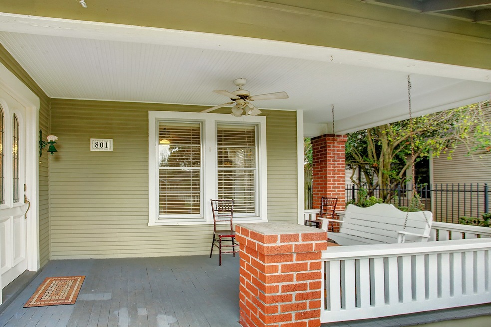 801 Le Green St, Houston, TX 77008 - photo 1