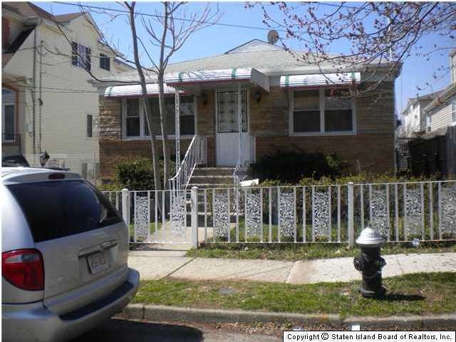 26 Andrews St, Staten Island, NY 10305 - photo 1