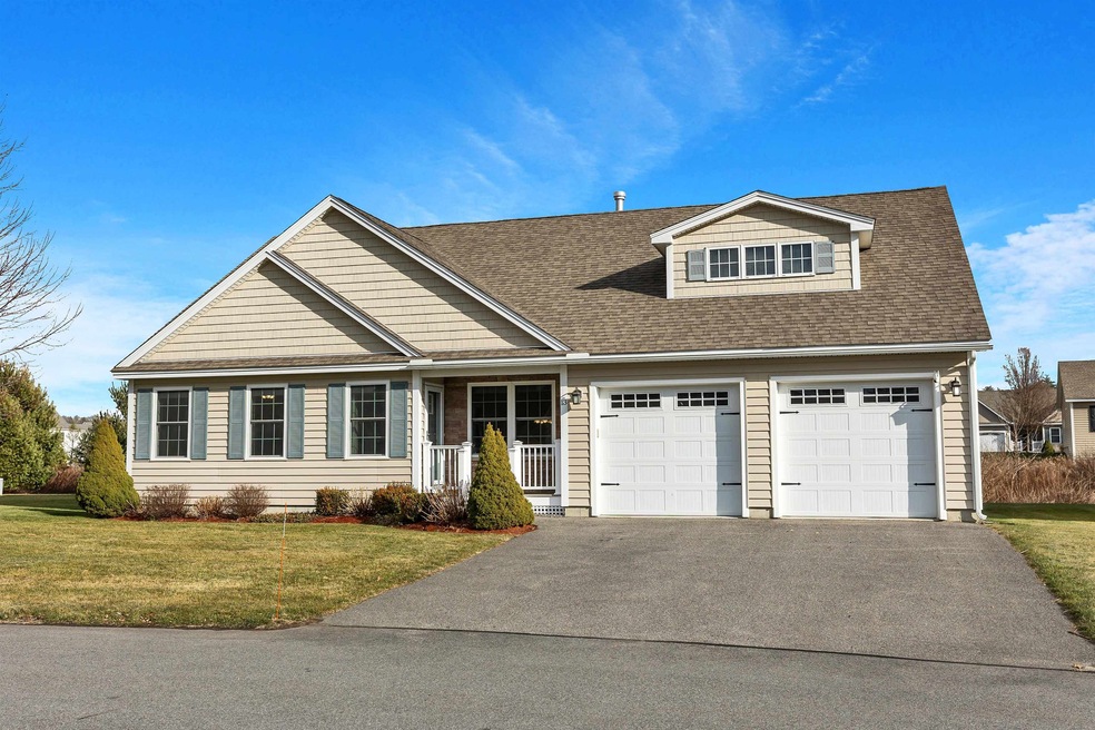 13 Wickford Ln unit 60, Hudson, NH 03051 - photo 1