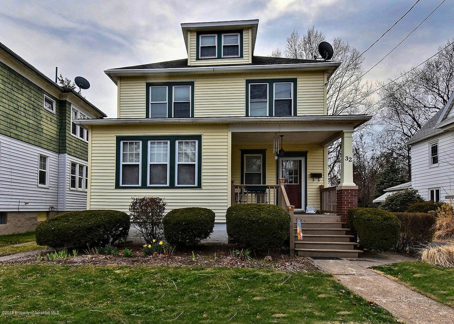 32 Eley St, Kingston, PA 18704 - photo 1