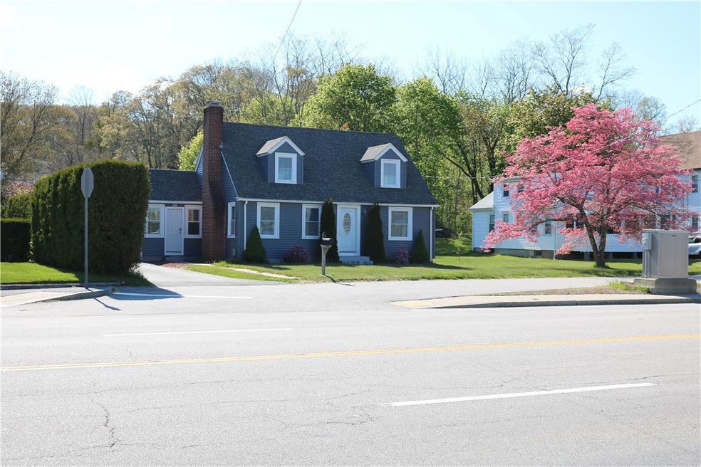 1314 Atwood Ave, Johnston, RI 02919 - photo 1