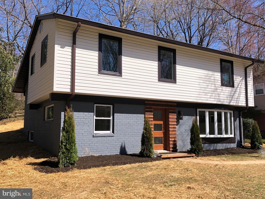 11411 Soward Dr, Kensington, MD 20895 - photo 1