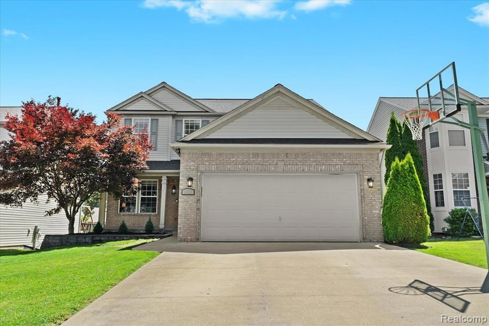 1032 Tudor Ln