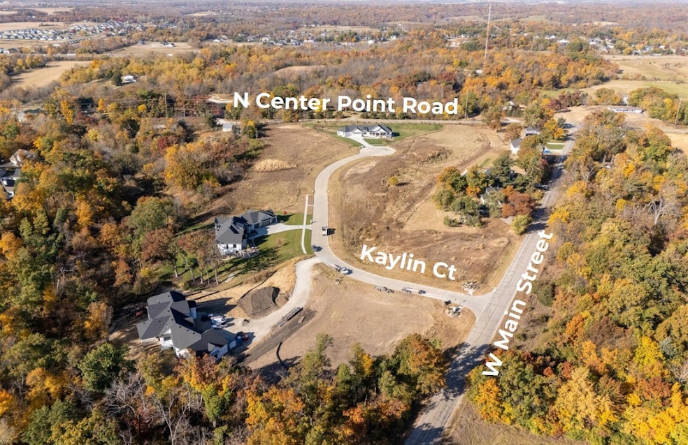 1915 Kaylin Ct, Robins, IA 52328 - photo 1