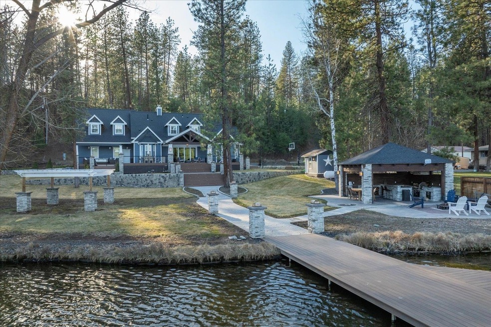 Sold $1,644,000 • Co-Listing Agent