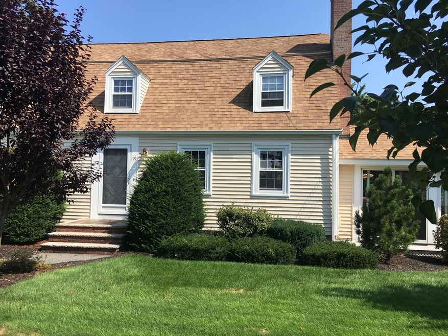 19 Elmcrest Rd, Wakefield, MA 01880 - photo 1