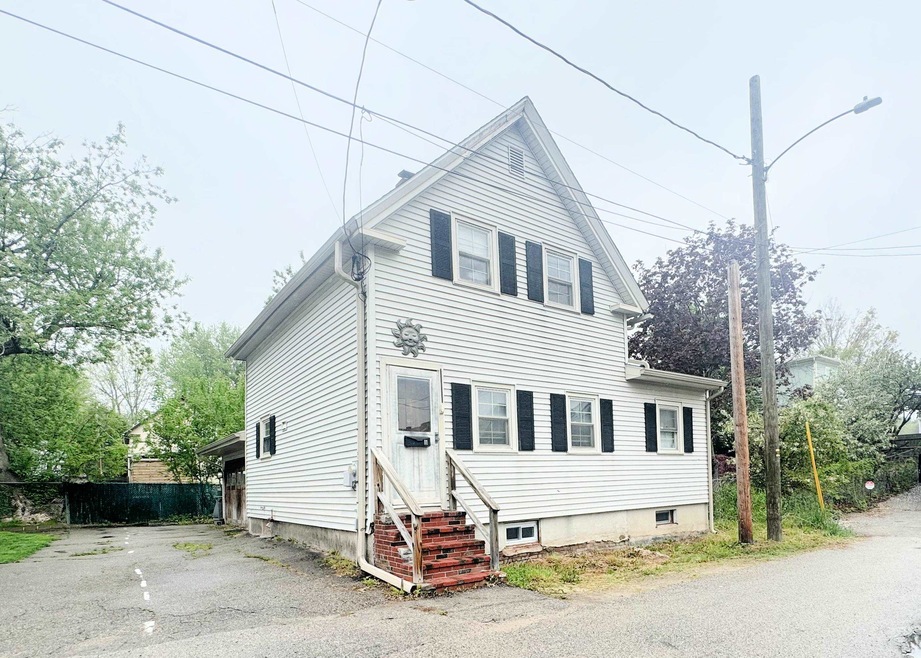 11 Freeman Ct, Dover, NH 03820 - photo 1