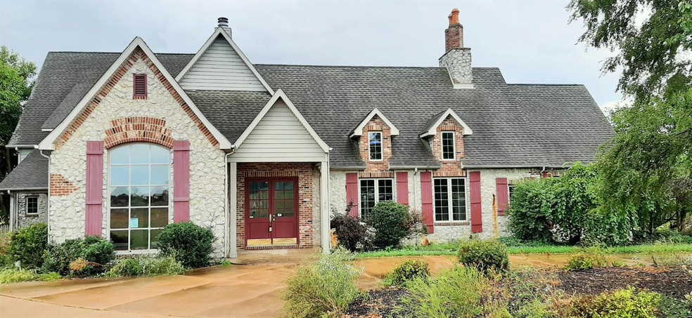 369 W 163rd Ct, Lowell, IN 46356 - photo 1