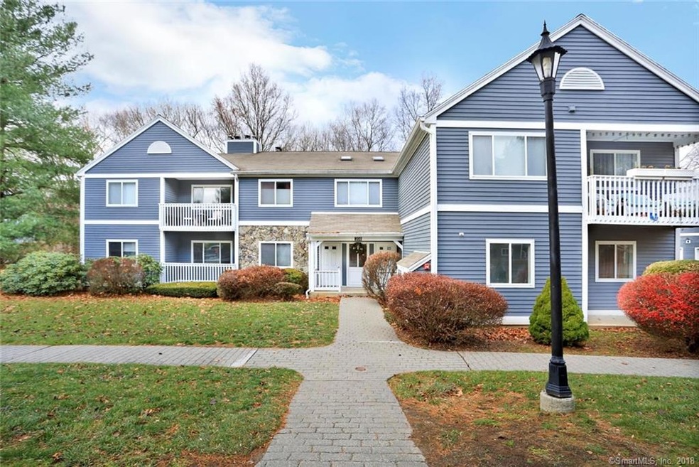208 Windgate Cir unit D, Monroe, CT 06468 - photo 1