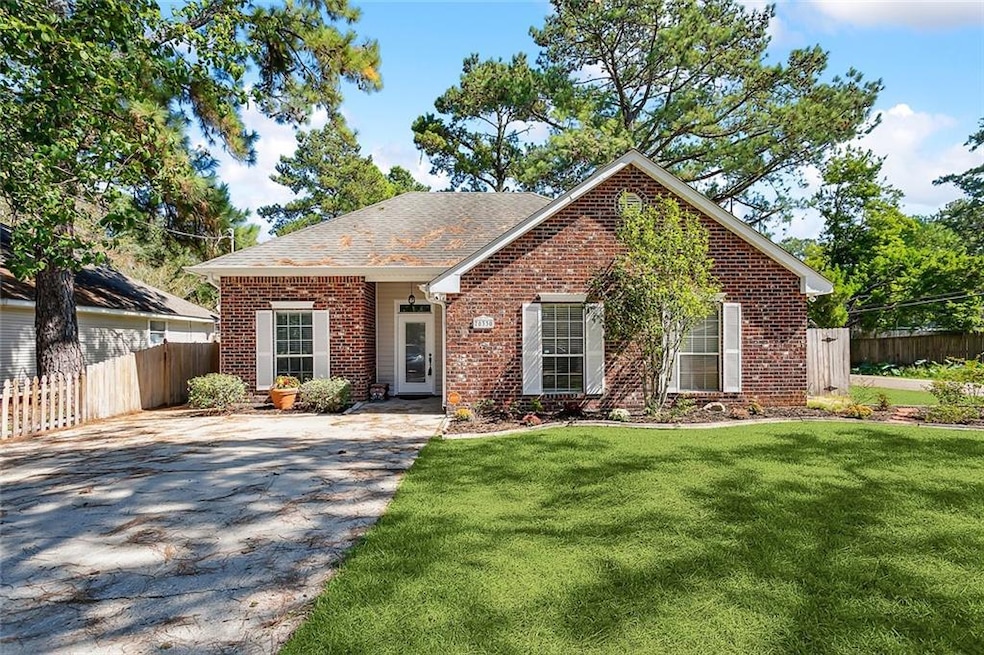 Brick front, move in ready home!