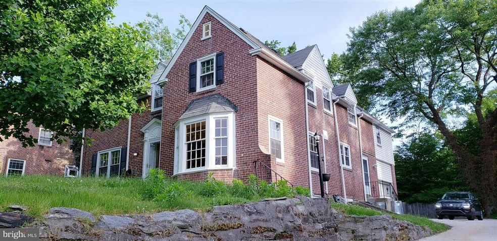 1313 W Wynnewood Rd, Ardmore, PA 19003 - photo 1