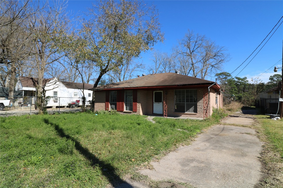 7216 Shotwell St, Houston, TX 77028 - photo 1