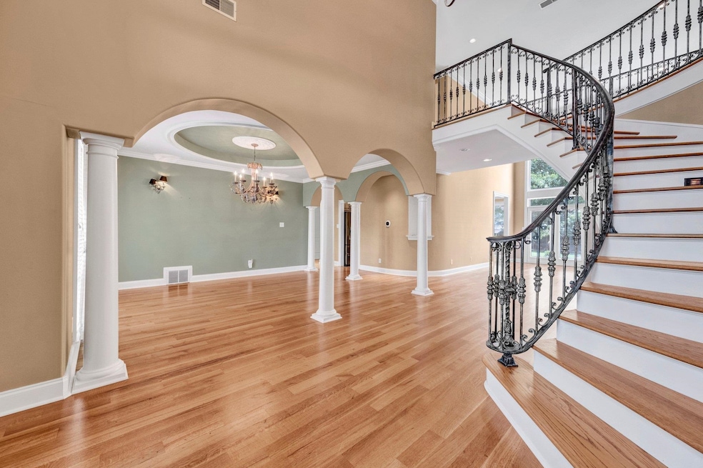 1062 Center Ridge Rd, Collierville, TN 38017 - photo 1