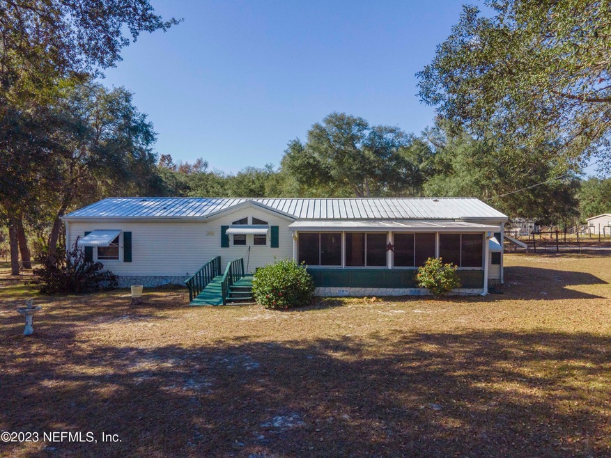 403 Lightning Lane, Interlachen, FL