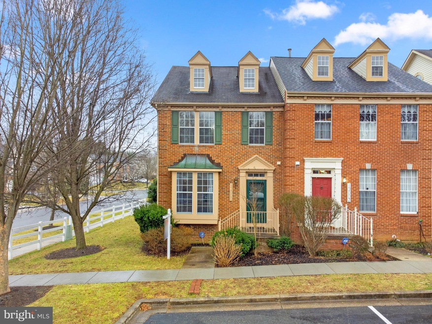 13000 Prairie Knoll Ct, Germantown, MD 20874 - photo 1