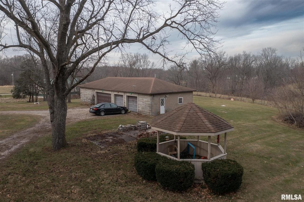 139 Knox Highway 31, Galesburg, IL 61401 - photo 1