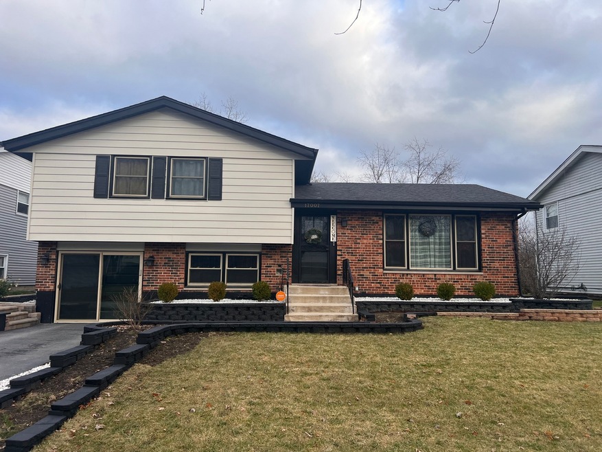 17007 Magnolia Dr, Hazel Crest, IL 60429 - photo 1