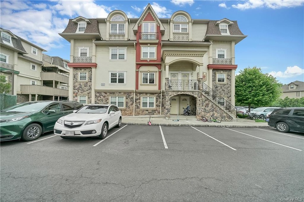 8 Elm St unit 212, Spring Valley, NY 10977 - photo 1