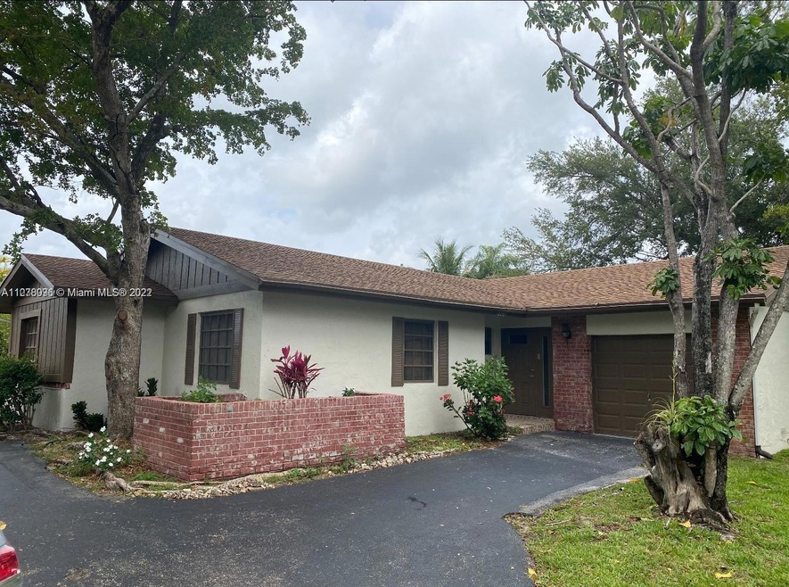 2261 Nova Village Dr, Davie, FL 33317 - photo 1