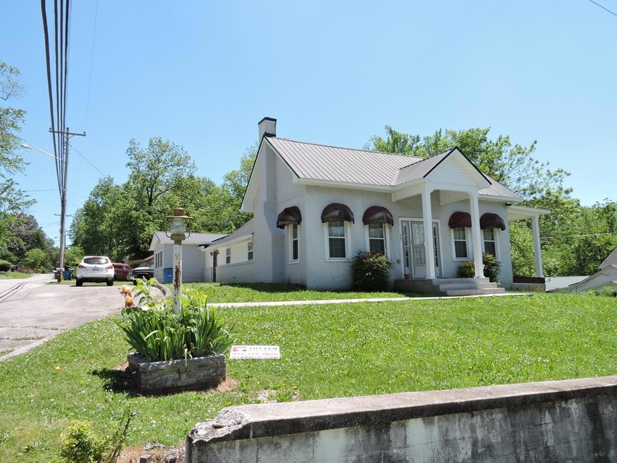 401 S Spring St, Manchester, TN 37355 - photo 1