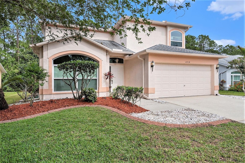 Curb appeal is lovely here!