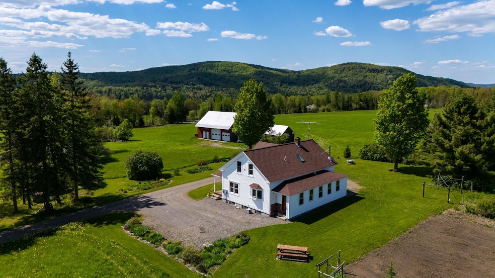 78 Wilbur Hicks Rd, Colebrook, NH 03576 - photo 1