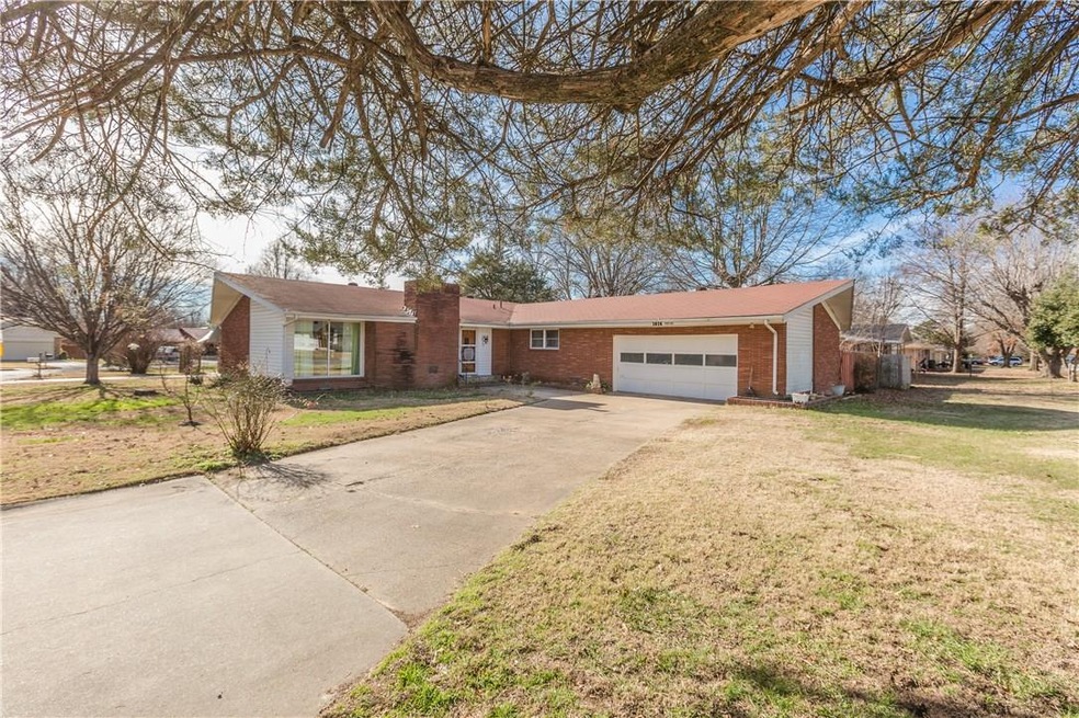 Nice quiet neighborhood close to everything!  1616