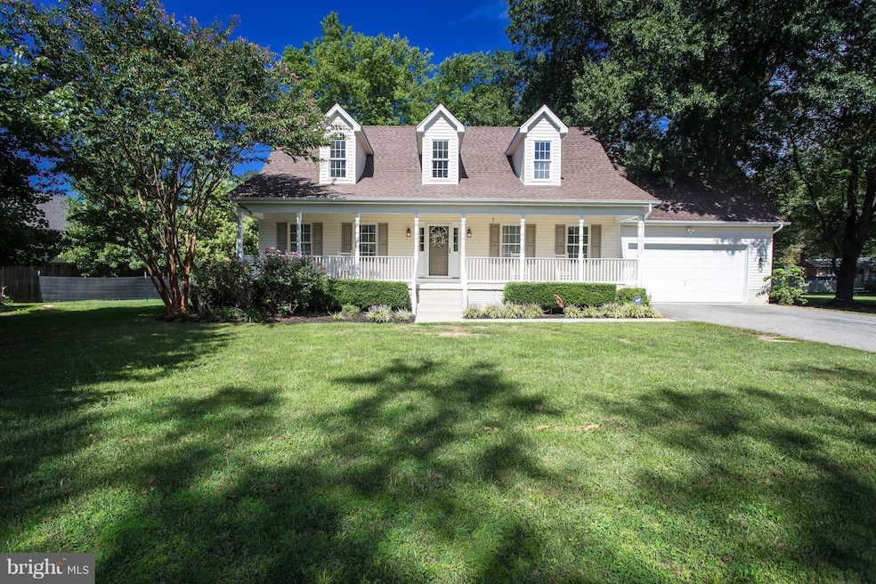 40292 Dockser Dr, Mechanicsville, MD 20659 - photo 1