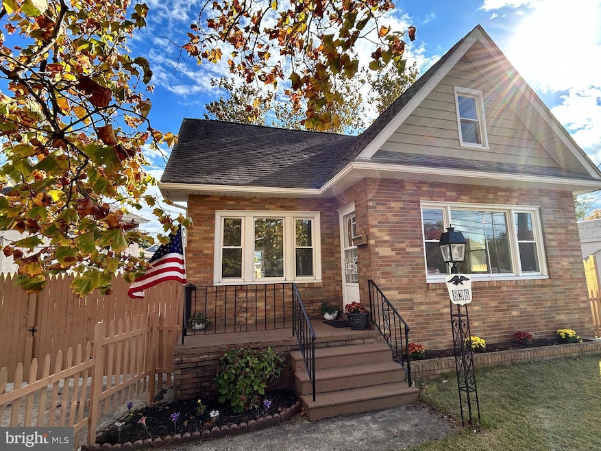 836 E Broad St, Gibbstown, NJ 08027 - photo 1